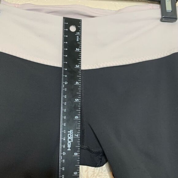 Lululemon run for it crops black pig pink - Picture 12 of 13